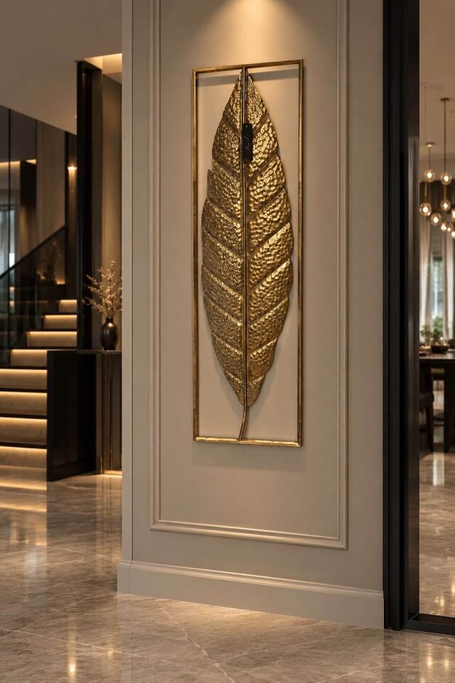 Gold Metal Yaprak Detaylı Duvar Tablosu / Pano