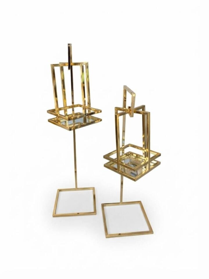 Gold İkili Fener – Modern Geometrik Tasarımlı Dekoratif Metal Mumluk & Aksesuar Standı