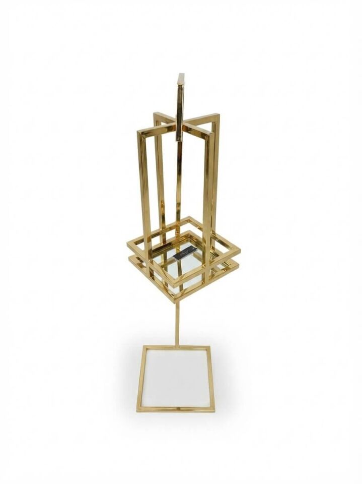 Gold Büyük Boy Fener – Modern Geometrik Tasarımlı Dekoratif Metal Mumluk & Aksesuar Standı