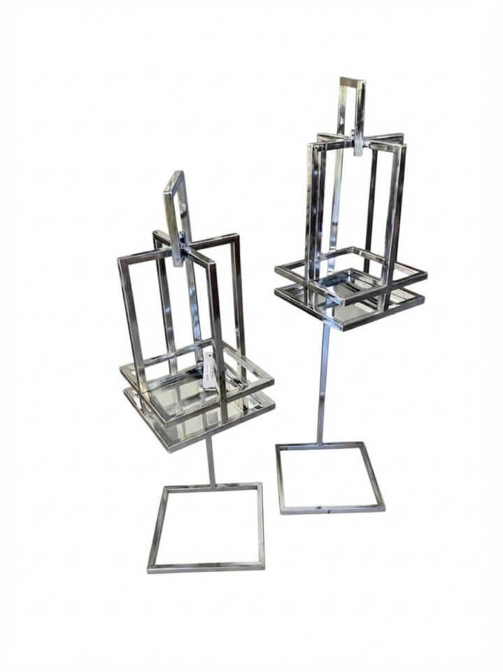Gümüş İkili Fener – Modern Geometrik Tasarımlı Dekoratif Metal Mumluk & Aksesuar Standı