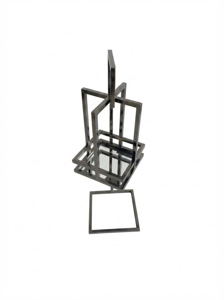 Füme Küçük Boy Fener – Modern Geometrik Tasarımlı Dekoratif Metal Mumluk & Aksesuar Standı